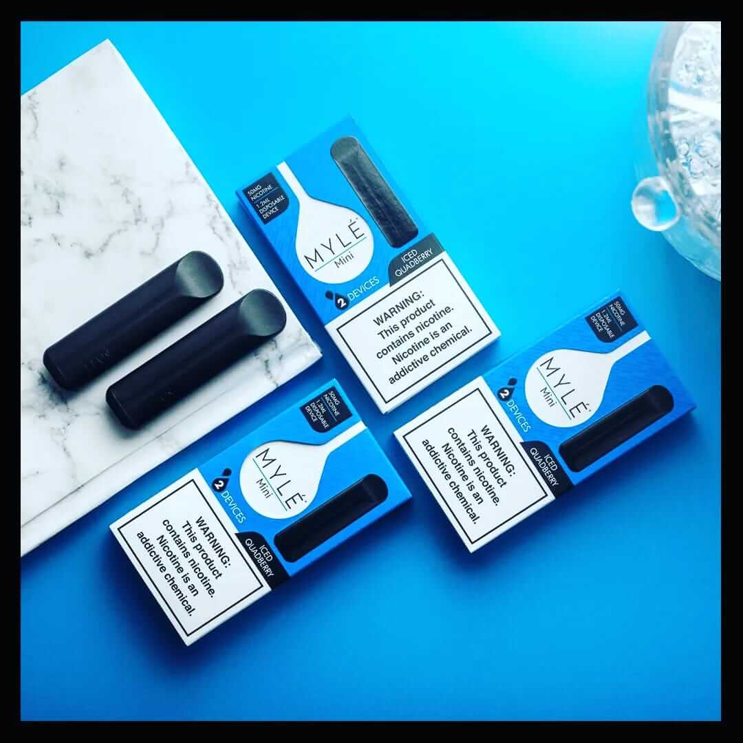 MYLÉ Mini pod devices with retail boxes